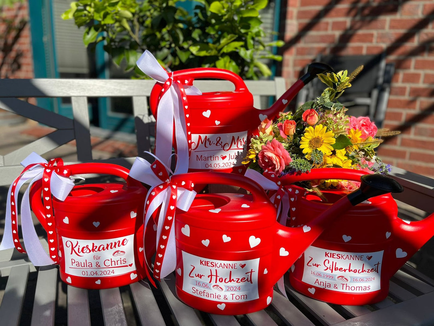 Personalisierte Kieskanne Rot Kunstoff