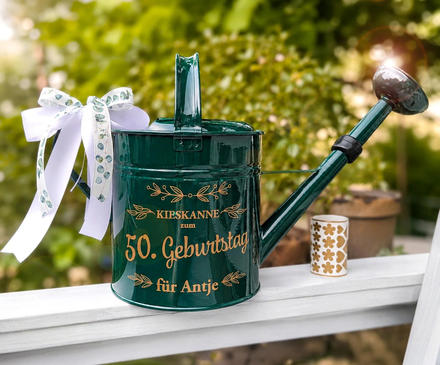 Personlasierte Kießkanne Grünes Metall